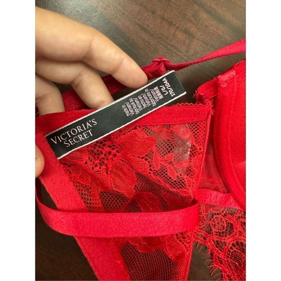 Victoria’s Secret Red Lace Bombshell Teddy Lingerie Size Large - Picture 7 of 8